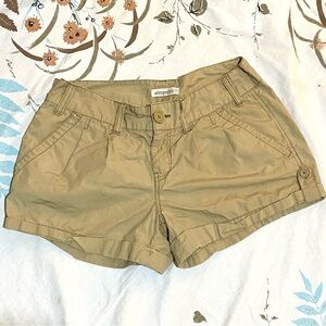 Aeropostale tan shorts size 7/8 🌺